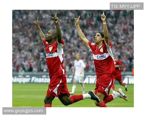 帕尔马与门兴激战正酣谁能在这场对决中笑到最后